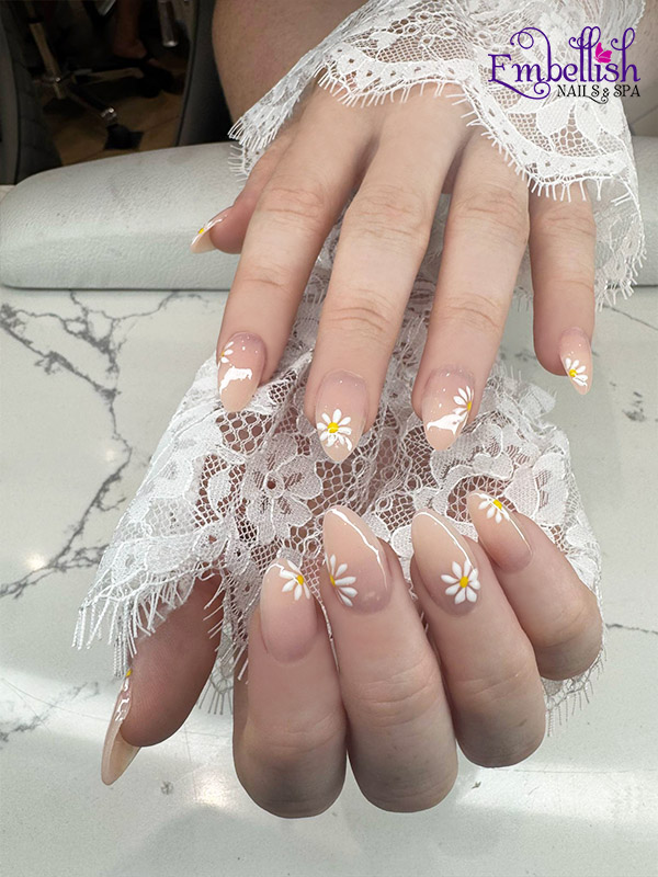 Embellish Nails & Spa